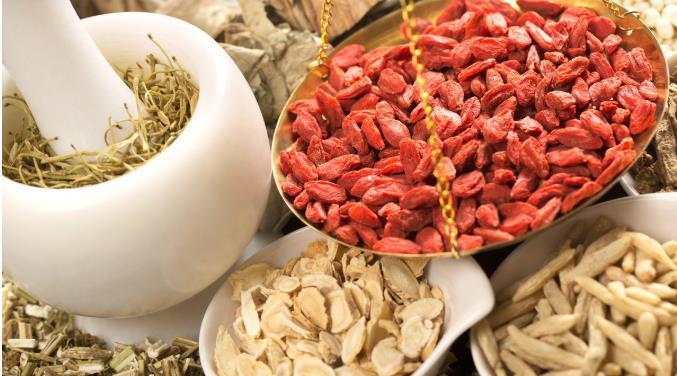 身体免疫力|黄芪和它“天生一对”，搭配泡水喝，血管通畅，肝肾可能感激涕零