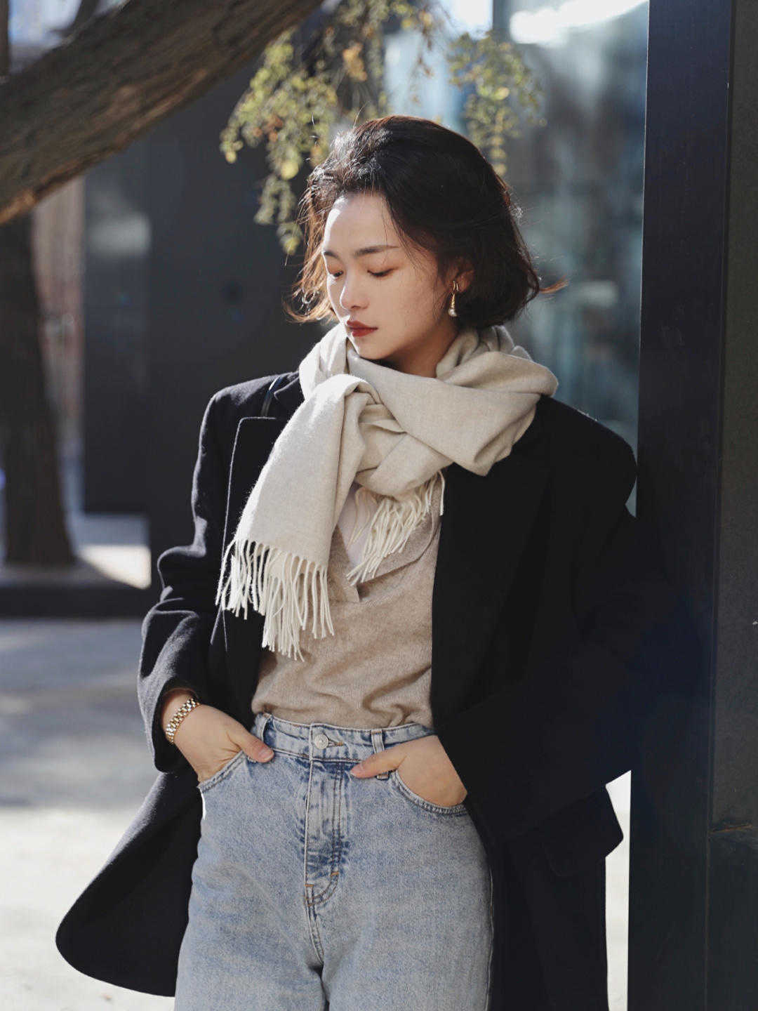 保暖|初冬的围巾如何戴,别显土气又难看了,几个技巧让你更时尚?