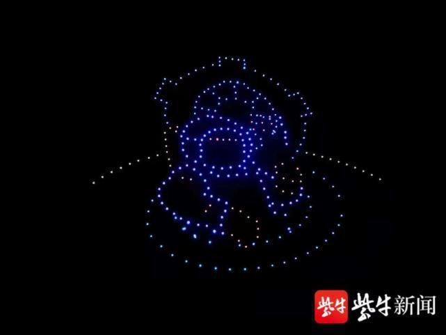 炫酷！300架无人机上演灯光秀迎接第六个“中国航天日”