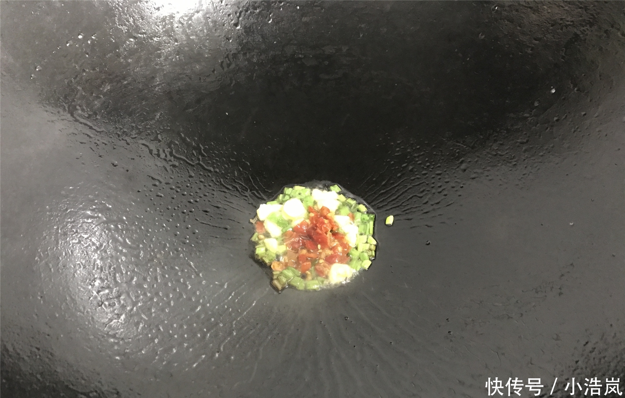 春节过后，此菜要多吃，刮油清肠不上火，护肝补钙，不吃真可惜了