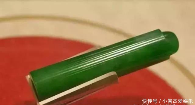 和珅收藏了846个翎管,你知道什么是翎管?