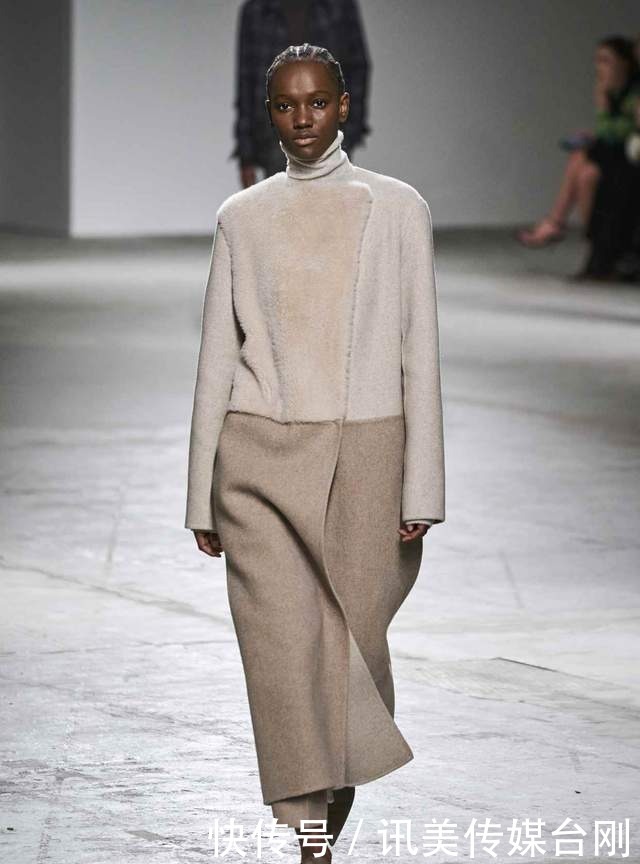 颜色不会搭？绿色特别又好看！潮流搭配7个分析：其它色照做就行