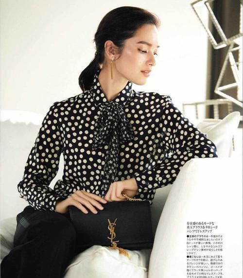 波点怎么穿都不会觉得腻！以下搭配优雅时尚，照搬还简单