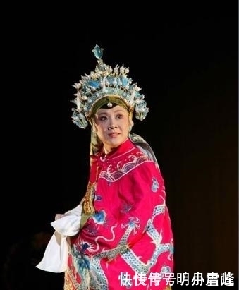 投案|京剧院副院长突然请辞投案,疑与姜亦珊自缢有关,去年还曾上春晚