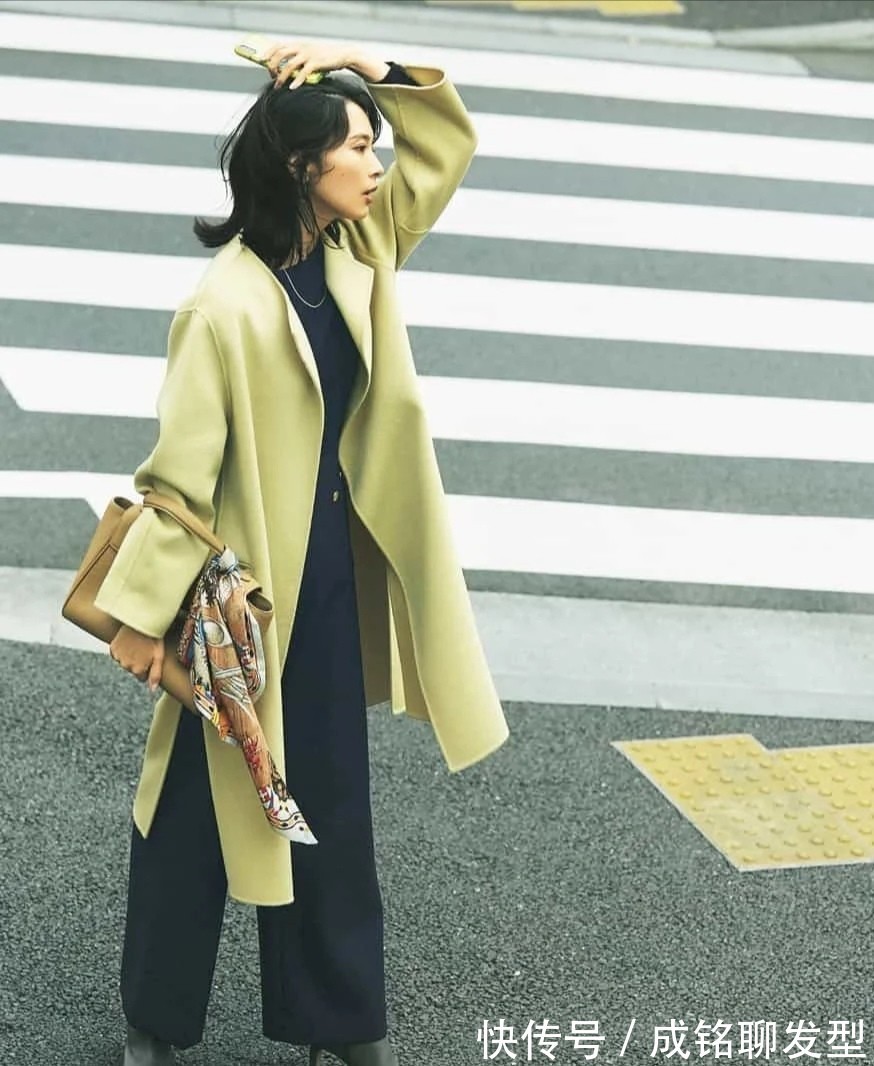 大红色|五十岁而不老的减龄穿搭!真实自然不装嫩,大方得体又有高级感