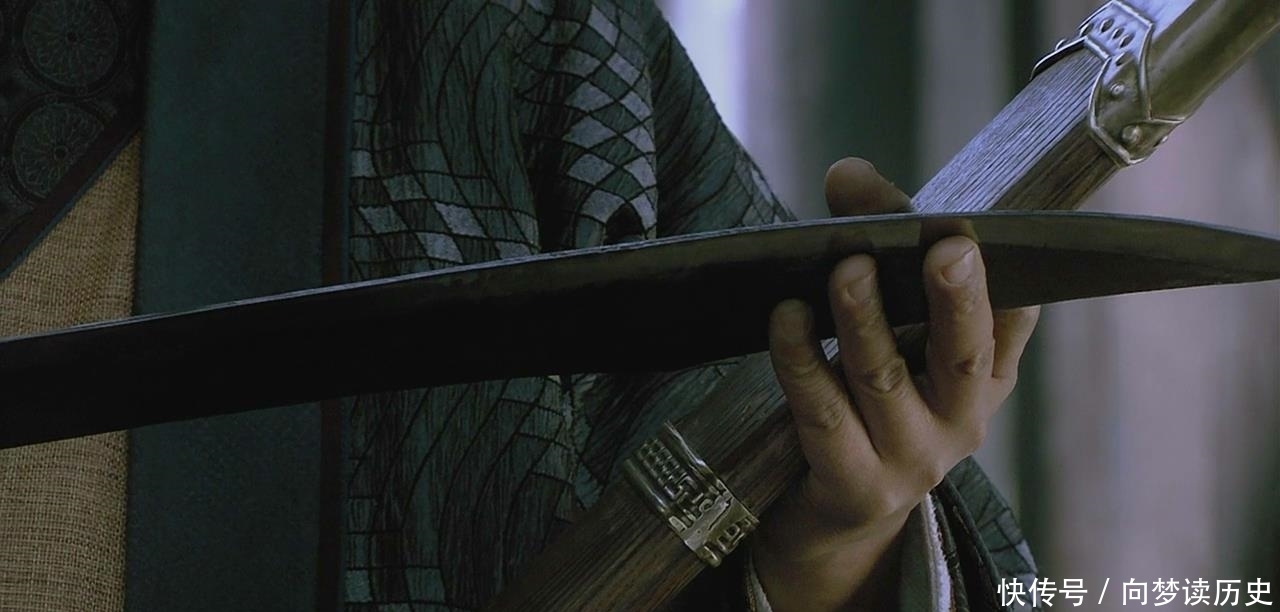  太尉府|水浒传：林冲误入白虎堂的四大疑点，林冲的致命错误，毁所有