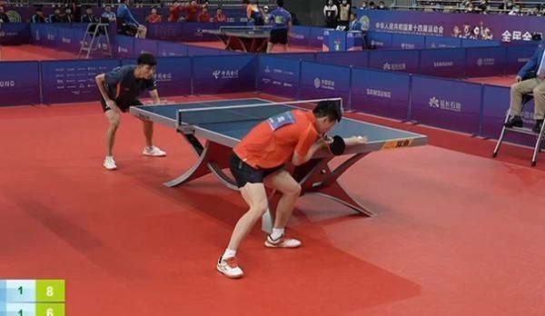 发球权|3-2马龙逆转当之无愧第一人!精神小伙崩溃了,老将不老还送出7-1