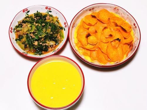 女儿的一人食晚餐，有菜有粥有主食，女儿：还是在家吃饭舒服