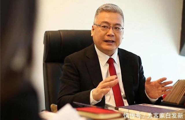 出镜|央视主持人王世林出镜29年从不化妆,妻子是才女也是同行