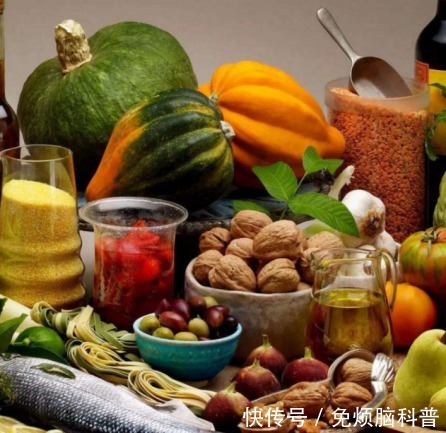 脑血管疾病|中老年人好发脑溢血,警惕这三种因素,做好预防,远离脑血管疾病