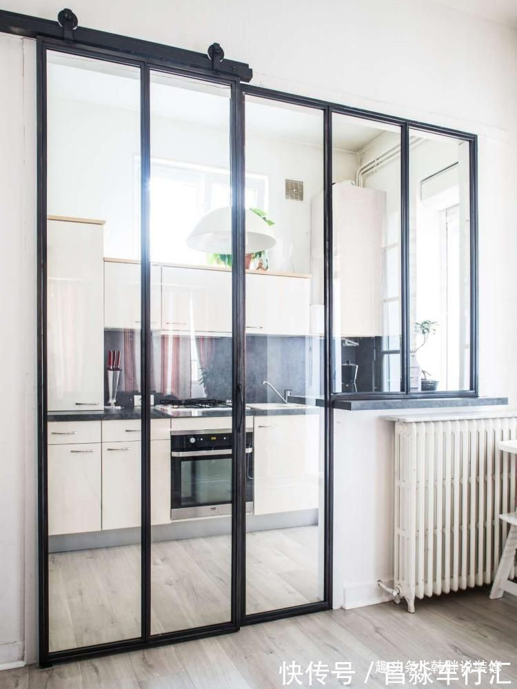 凹槽|厨房装推拉门早就过时了,聪明人都用这2种隔断,后悔没有早知道