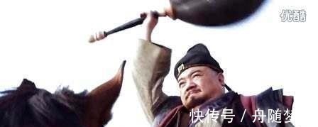 锤子|隋唐演义中的杀伤最强的武器锤子，最大的一个锤子竟然是纸糊的！