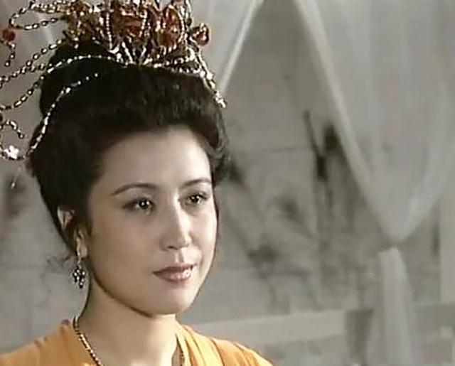 月宫@怪不得赤脚大仙敢替沙僧求情,你看他师父是谁如来都敬她三分