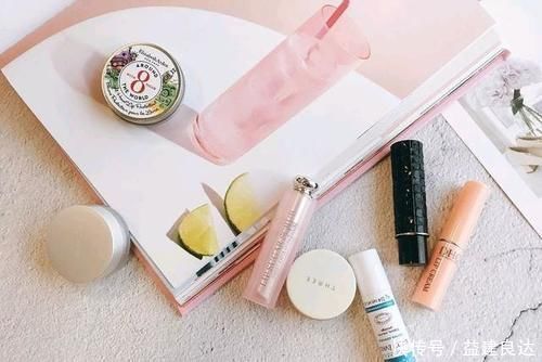 滋润度|秋冬必备的8款润唇膏,滋润防唇干,你入手了吗