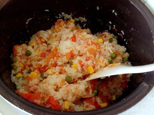 懒人焖饭大全，一口电饭锅，饭菜肉都有，好吃省事，比外卖还快