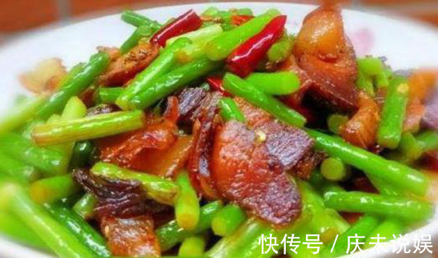 虎皮青椒|美食推荐辣子鸡翅,虎皮青椒,腊肉炒蒜苔,椒麻鸡的做法