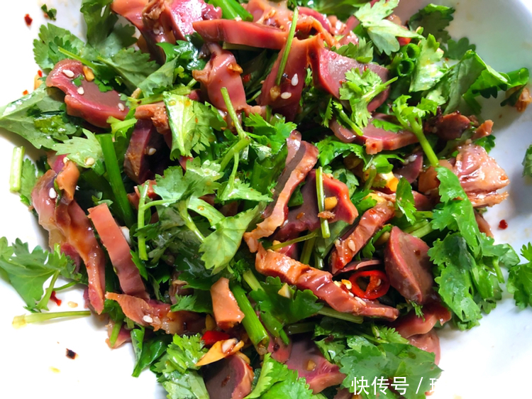 简单|老公就喜欢吃它,简单煮一煮,拌一拌,美味又下饭