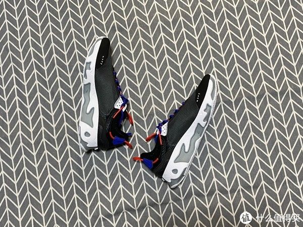 re胖胖买的鞋 篇一百三十九：Nike React Live