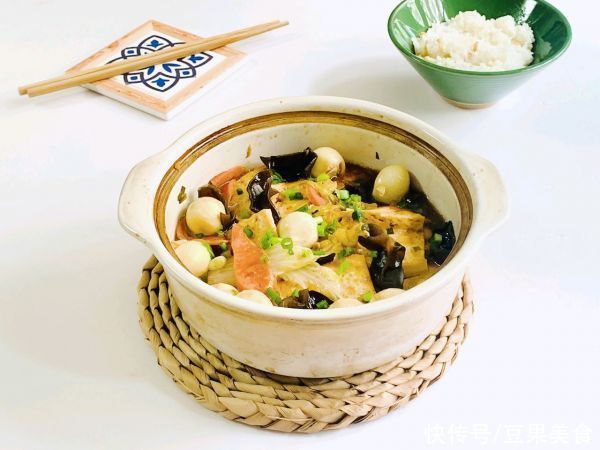 老豆腐|这道吃不够的三鲜煲拍照发到朋友圈，都在夸我厨艺高