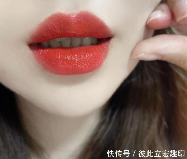 口红|橘色系为什么被称“yyds”?看这几只抢手色就明白了