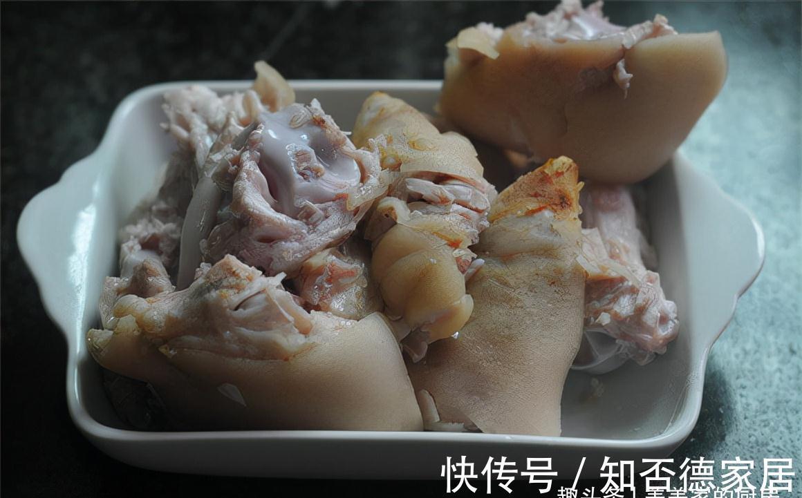 烧排骨|男人们最爱的一道菜，加水一焖就好，香软细嫩，天气越冷越馋它！