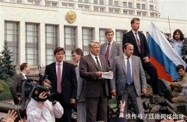 总理|总统度假, 副总统和总理政变, 3天被平定, 国家被一分十五