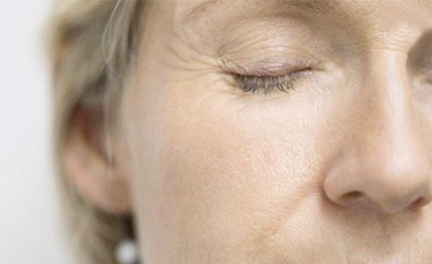 女性|女性过了40岁，常吃天然雌激素，补充黄体酮，60岁也很年轻