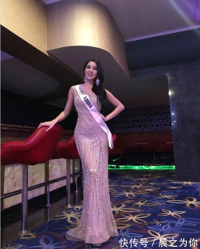 达人|38岁瑜伽达人撩走26岁鲜肉,身材超棒,保养秘籍是自律