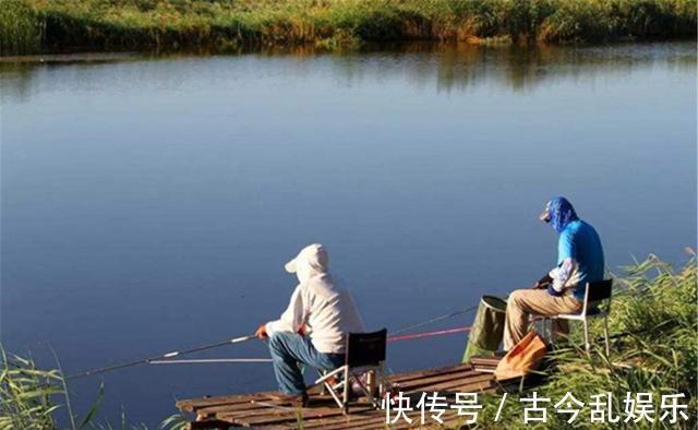 鱼类|入秋之后野钓大鱼,钓位应该如何选择?钓深水还是钓浅水?