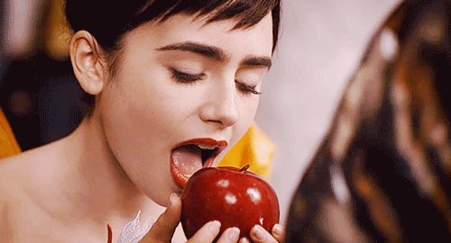 金苹果|晚上不能吃苹果？晚上吃这些等于“慢性自杀”的谣言，你信过几个？