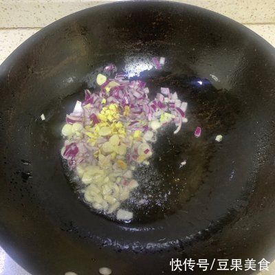 扣肉|#巨下饭的家常菜#新挑战之酱香扣肉