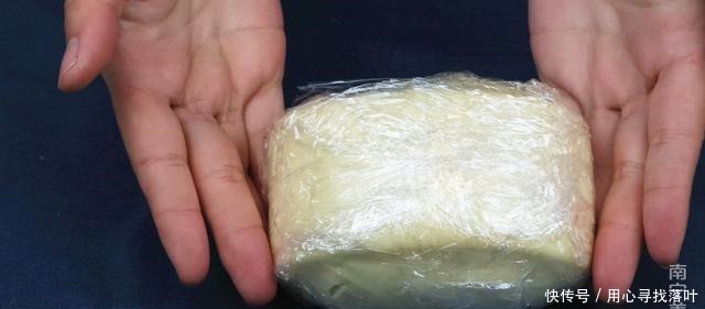 保存馒头别再放冰箱冷藏了，教你一招，放上3个月都依然宣软蓬松