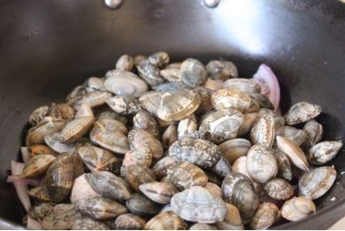 这是一道鲜美的下饭菜，营养丰富，鲜美又不油腻