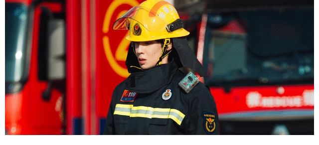 《我們的滾燙人生》第一期上線，高瀚宇不再嬉鬧，白舉綱兩次犯錯