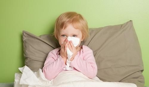 粘膜|孩子经常流鼻血预示身体出现哪些问题呢?医生详细告诉你