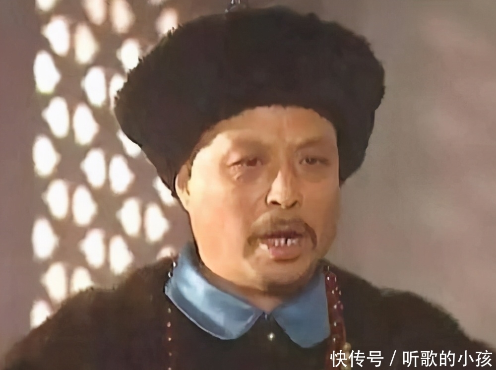 不肯|父亲是三朝元老,他自己官至总督,坚决不肯从叛后被迫自缢而死