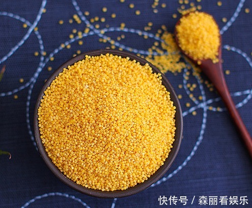 陈小米|熬小米粥,不要直接用水煮,煮前加一步,粥又香又浓,米油厚