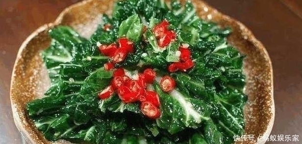 实拍蒙古族人吃的晚餐,太奢侈太豪华了怪不得一个个那么壮