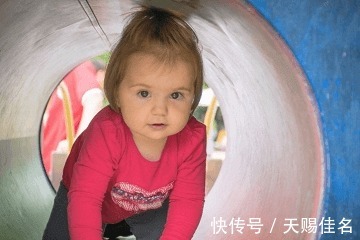 寓意|属牛的女孩起名改名:小牛奔奔,可爱健康的女孩名字