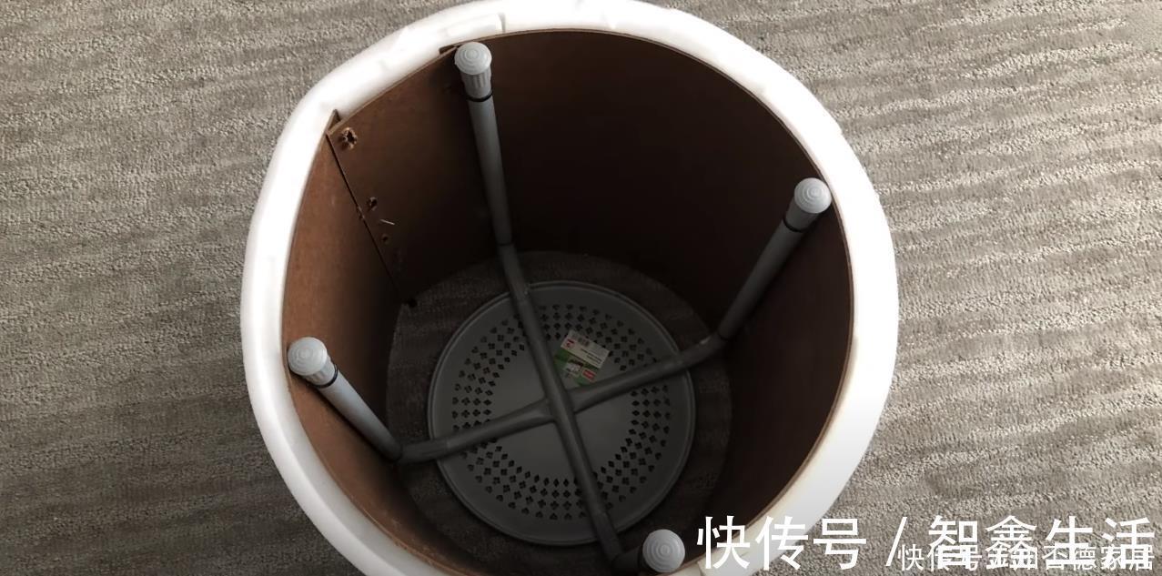 凳子|扔掉的旧铁凳子捡回来吧,用海绵包一圈,放家里坐着舒适还能收纳