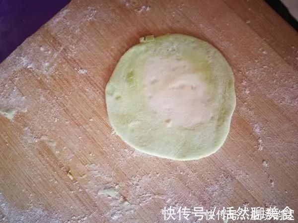 用它包饺子,比韭菜好吃,比包子好看,鲜嫩味美香气十足