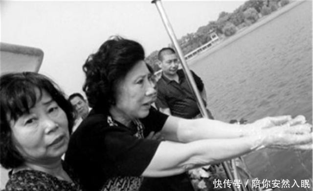 富甲一方|她是一代名门闺秀，却守寡七十多年，晚年凭一己之力富甲一方