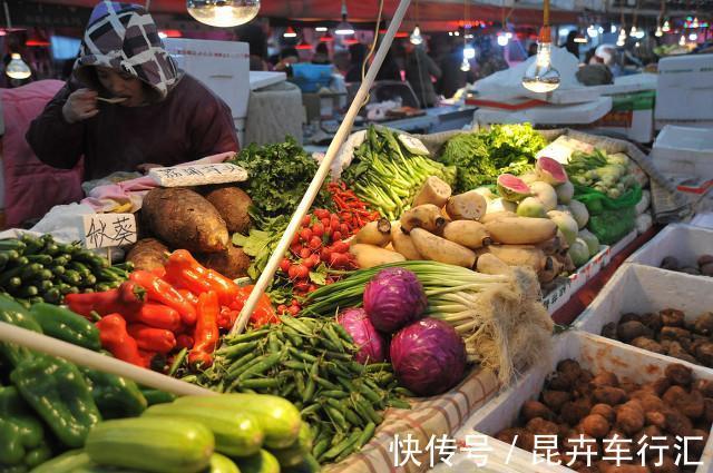 大棚|立秋后这3种蔬菜少买,家里有也不建议吃,看完记得收藏