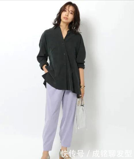 时尚|被这几款“基础穿搭”圈粉了,配色简约清新时尚,减龄又显气质