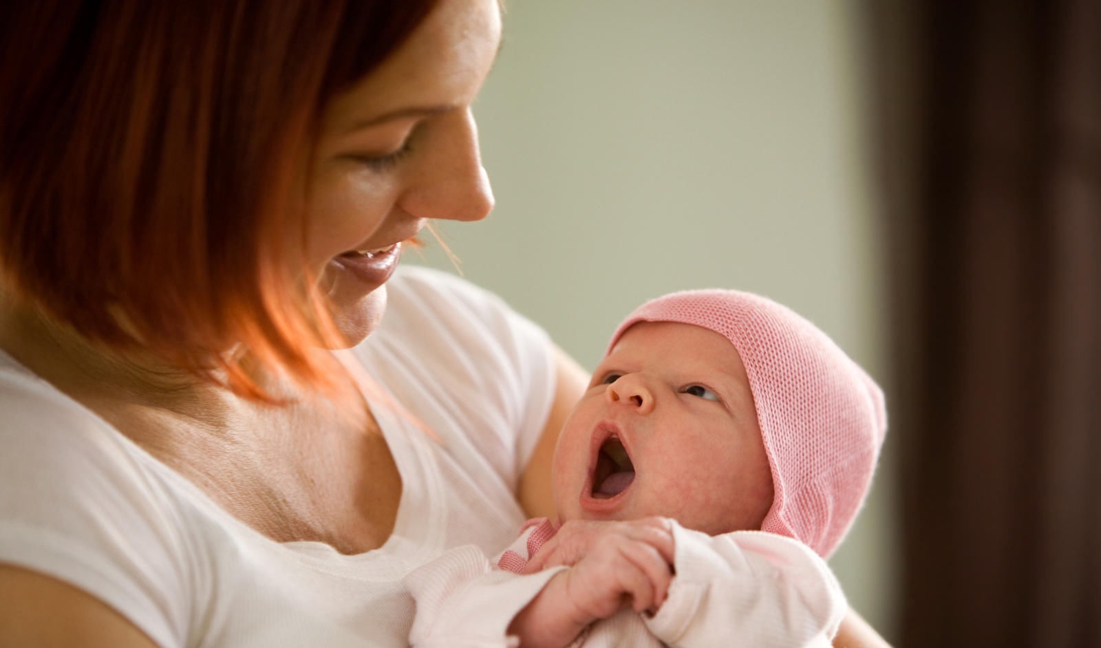 孕妈|最美新生儿出生,医生护士惊呆:上辈子做了什么好事得来的颜值