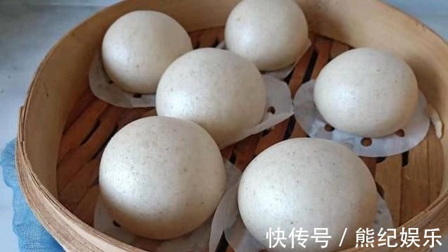 牙口|奶奶拿“它”当主食,83岁眼不花耳不聋,腿脚硬朗,一口气上三楼