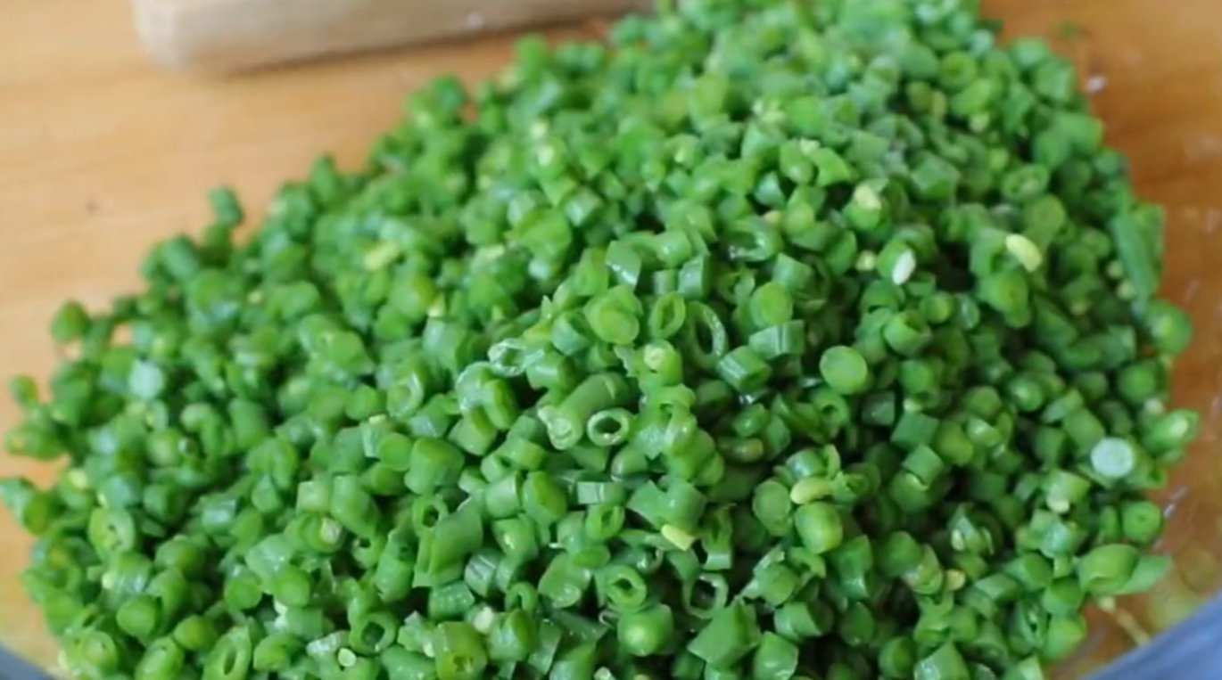 多给孩子吃这菜，高蛋白高营养，买来做包子，不发面不擀皮，真香