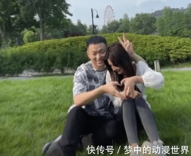 |连公开恋情都是拍出来的假段子,不愧是炒作大王