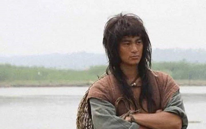 生病|唯一看出梁山结局的好汉,借口生病离开,最后在海外建立基业称王