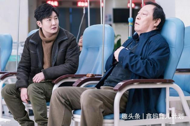 老行为|国外孩子18岁后不问父母要钱没那么简单,这种啃老方式更打脸